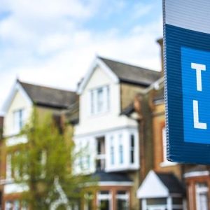 To-let-board-sign